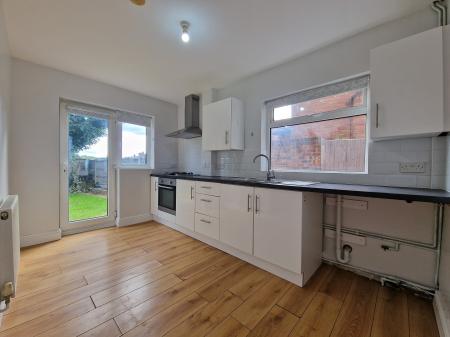 3 bedroom Detached house to let in Kendal Rise, Claregate, Wolverhampton, WV6