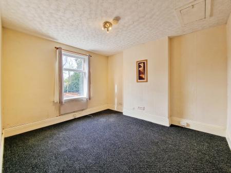 1 bedroom Flat to let in Park Avenue, Wolverhampton, WV1