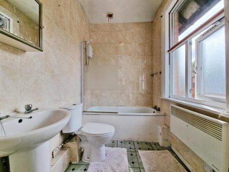 1 bedroom Flat to let in Park Avenue, Wolverhampton, WV1