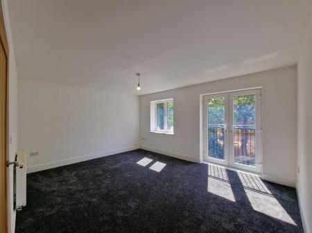 3 bedroom Town house to let in Amina Gardens, Bradmore, Wolverhampton, WV3
