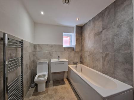 3 bedroom Town house to let in Amina Gardens, Bradmore, Wolverhampton, WV3