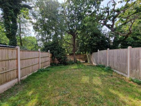 3 bedroom Town house to let in Amina Gardens, Bradmore, Wolverhampton, WV3