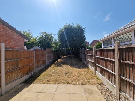 2 bedroom Terraced House to let in Gleneagles Road, Walsall, WS3