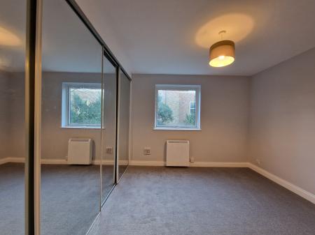 1 bedroom Flat to let in The Cedars, Tettenhall Road, Wolverhampton, WV6