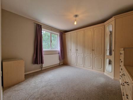 3 bedroom Terraced House to let in Kingsclere Walk, Merry Hill, Wolverhampton, WV4