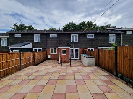 3 bedroom Terraced House to let in Kingsclere Walk, Merry Hill, Wolverhampton, WV4