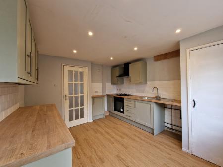 3 bedroom Terraced House to let in Cornwall Road, Tettenhall, WV6