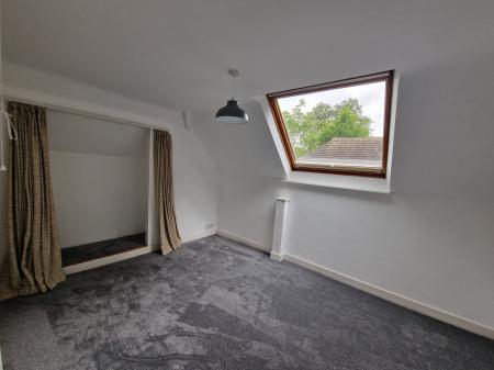 4 bedroom Detached house to let in Clifton Road, Tettenhall, WV6