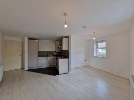 2 bedroom Flat to let in The Waterglades, Rosehill, Willenhall, WV13