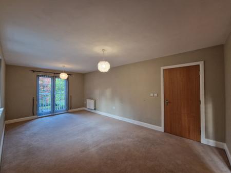 2 bedroom Flat to let in Darcy House, Old Stafford Road, Cross Green, Wolverhampton, WV10