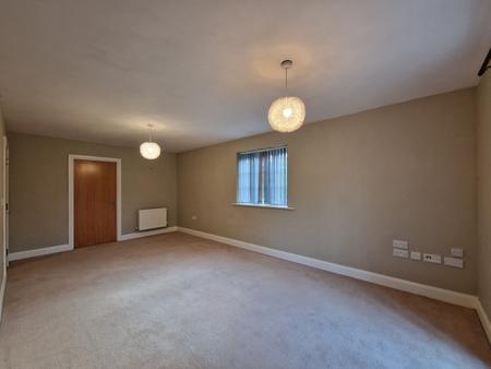 2 bedroom Flat to let in Darcy House, Old Stafford Road, Cross Green, Wolverhampton, WV10