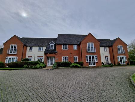 2 bedroom Flat to let in Darcy House, Old Stafford Road, Cross Green, Wolverhampton, WV10