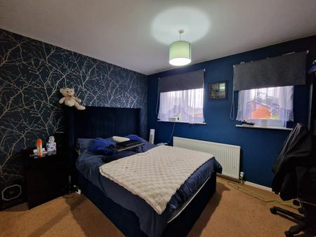 2 bedroom Semi-detached house for sale in Warmley Close, Wolverhampton, WV6