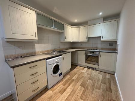 2 bedroom Ground floor flat to let in Clausentum House, Bitterne, SO18