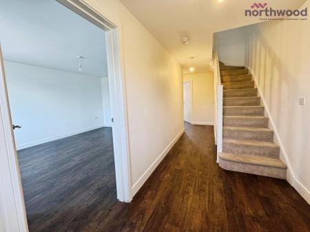 4 bedroom Detached house to let in Apollo Crescent, Burlesdon, SO31