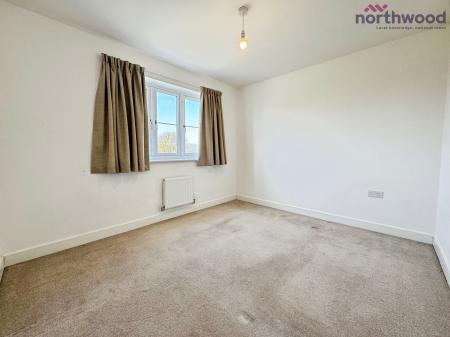 4 bedroom Detached house to let in Apollo Crescent, Burlesdon, SO31