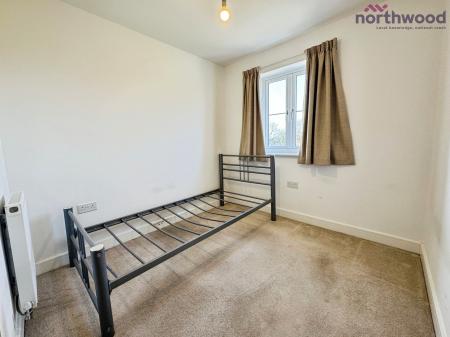 4 bedroom Detached house to let in Apollo Crescent, Burlesdon, SO31