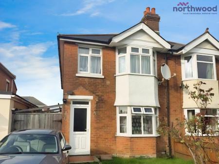 2 bedroom Semi-detached house to let in South Mill Road, Regents Park, SO15