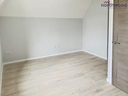 1 bedroom Studio flat to let in Oakbank Road, SO19