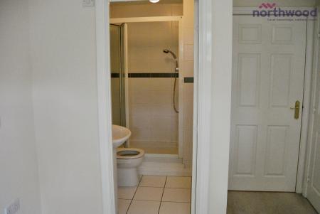 2 bedroom Flat to let in Marshall Square, Northlands Road, Banister's Park, Southampton, SO15