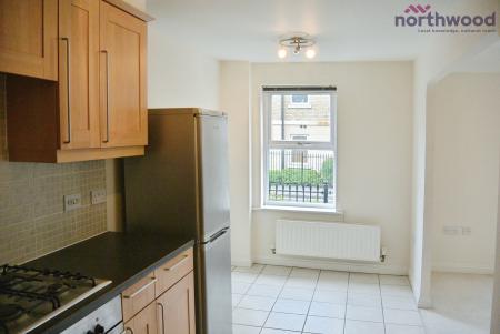 2 bedroom Flat to let in Marshall Square, Northlands Road, Banister's Park, Southampton, SO15