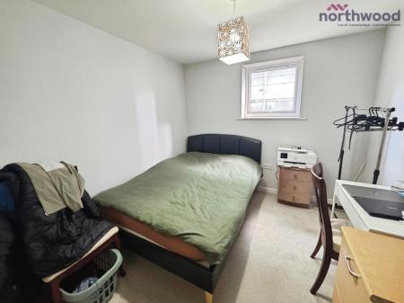 2 bedroom Flat to let in Coxford Road, Southampton, SO16