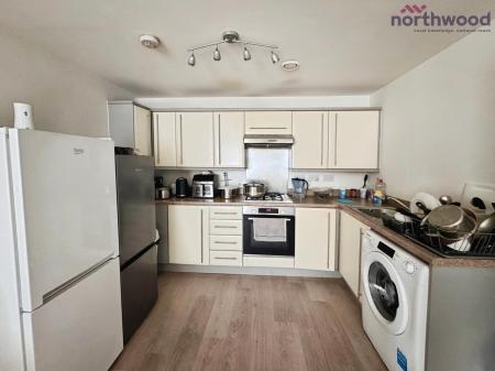 2 bedroom Flat to let in Coxford Road, Southampton, SO16