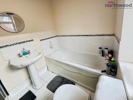 1 bedroom House share to let in Wilton Road, SO15