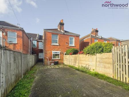 1 bedroom House share to let in Wilton Road, SO15