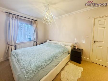 2 bedroom Flat to let in Providence Park, Bassett, SO16