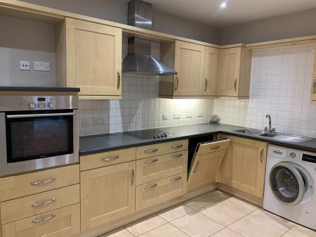 2 bedroom Flat to let in Providence Park, Bassett, SO16