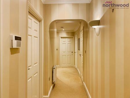 2 bedroom Flat to let in Providence Park, Bassett, SO16