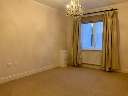 2 bedroom Flat to let in Providence Park, Bassett, SO16