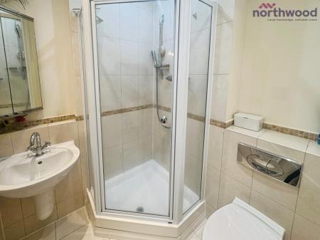 2 bedroom Flat to let in Providence Park, Bassett, SO16