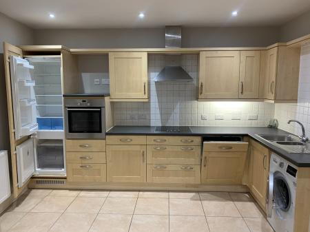 2 bedroom Flat to let in Providence Park, Bassett, SO16