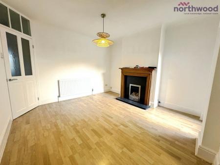 3 bedroom Semi-detached house to let in Jennings Road, Totton, SO40