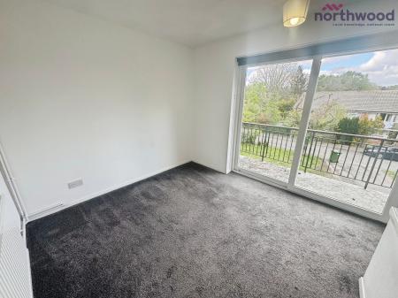 2 bedroom Maisonette to let in Courtland Gardens, Bassett, SO16