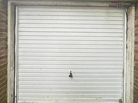 2 bedroom Maisonette to let in Courtland Gardens, Bassett, SO16