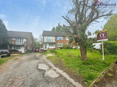 2 bedroom Maisonette to let in Courtland Gardens, Bassett, SO16