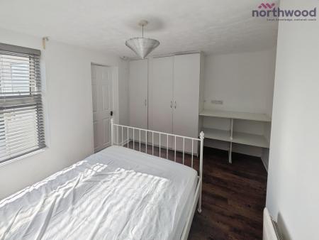 1 bedroom Flat to let in Kingston Road, Shirley, Southampton, SO15
