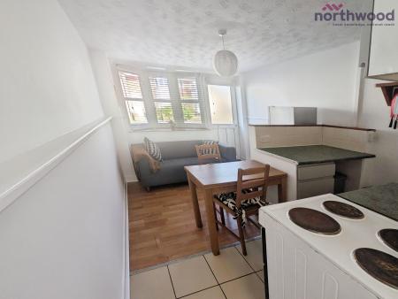 1 bedroom Flat to let in Kingston Road, Shirley, Southampton, SO15