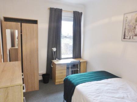 1 bedroom House share to let in Harborough Road, SO15