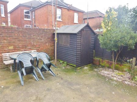 1 bedroom House share to let in Harborough Road, SO15