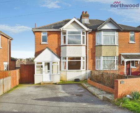 3 bedroom Semi-detached house to let in Rownhams Road, Maybush, Southampton, SO16