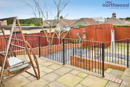 3 bedroom Semi-detached house to let in Rownhams Road, Maybush, Southampton, SO16