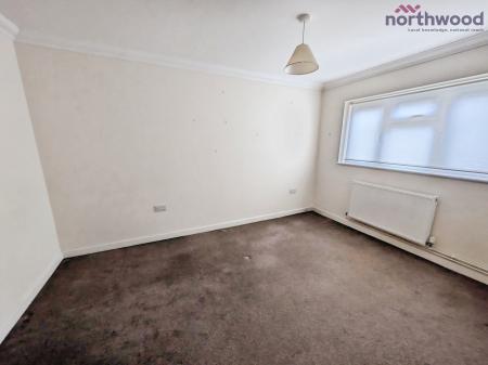 3 bedroom Bungalow to let in Common Road, Whiteparish, SP5