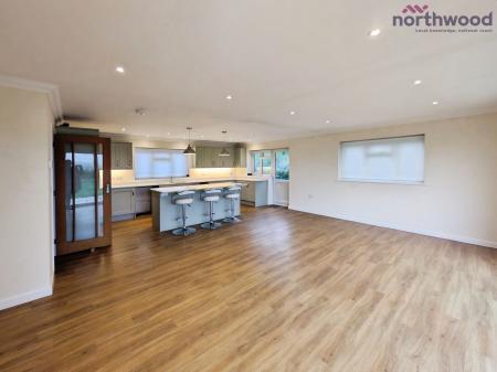 3 bedroom Bungalow to let in Common Road, Whiteparish, SP5
