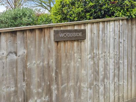 3 bedroom Bungalow to let in Common Road, Whiteparish, SP5