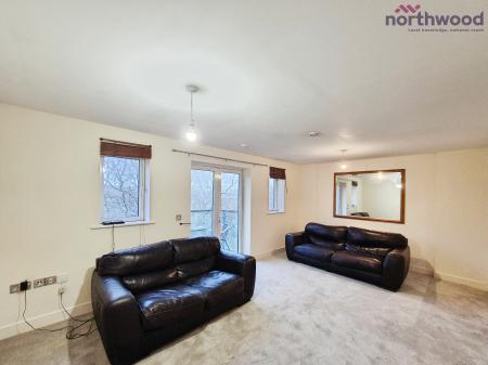 2 bedroom Flat to let in Orchard Place, Ocean Village, Southampton, SO14