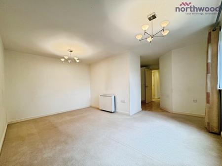 2 bedroom Flat to let in Ashdown House, Chandlers Ford, SO53